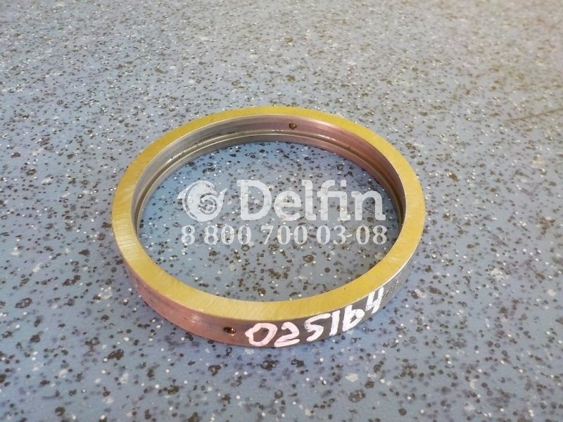 1302735 Дистанционное кольцо между подшипниками вторичного вала (R=9.58mm) Scania оригинал
