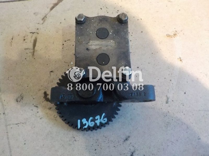 5010295890 Масляный насос Renault