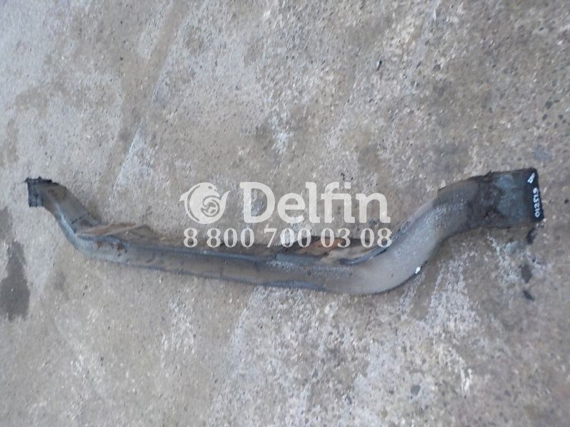 7420519605 Балка передняя поперечная Renault