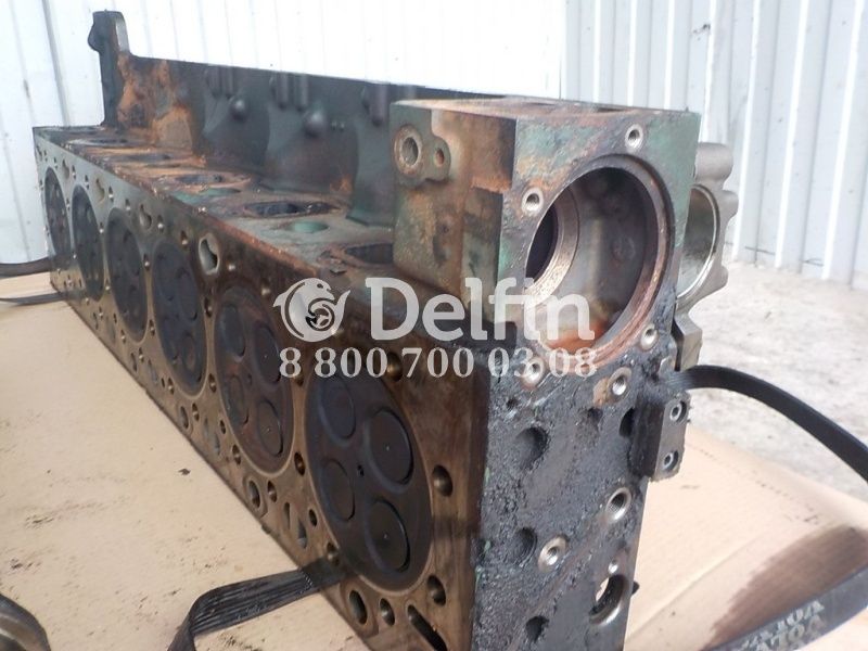 21042138 Головка блока цилиндров Volvo