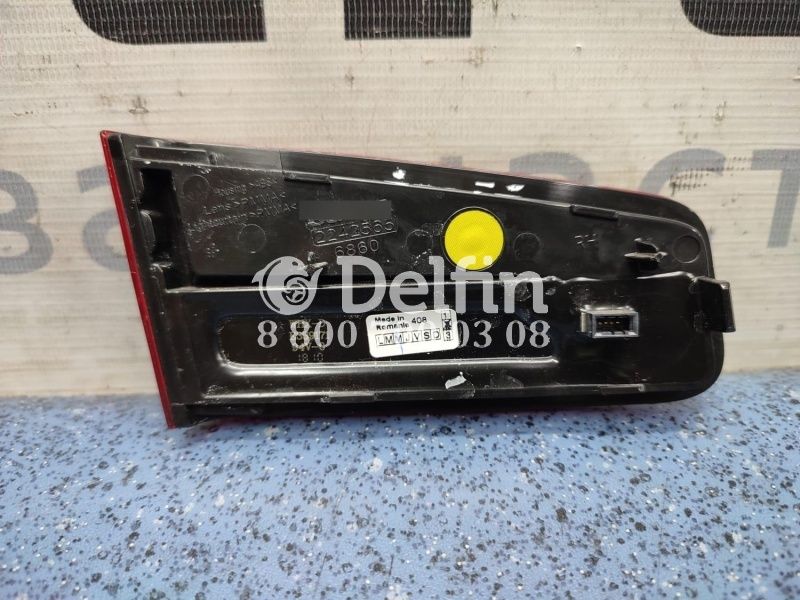 2242565 Световозвращающий фонарь правый RH Scania 6 серии