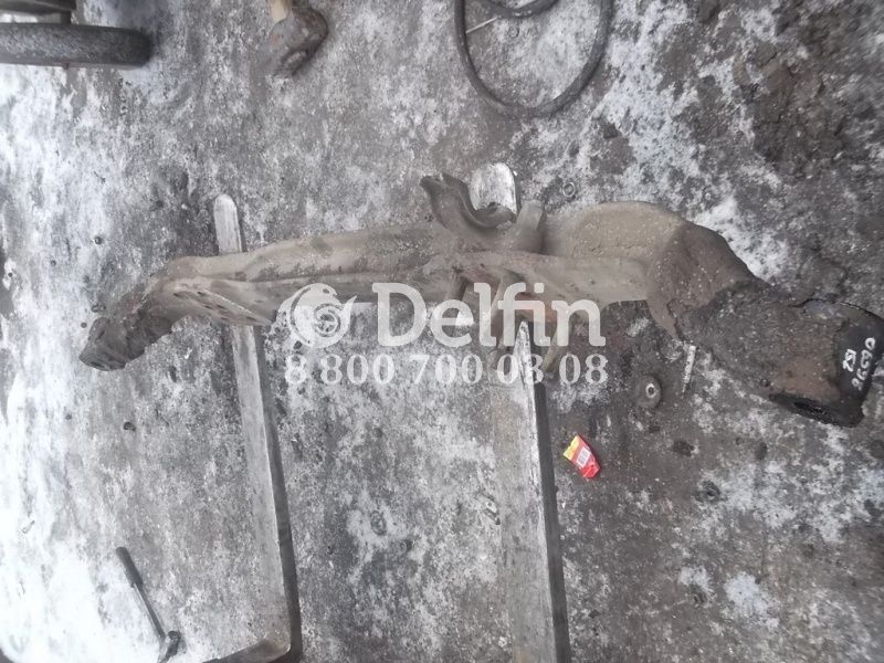 1283114 Балка передняя поперечная DAF