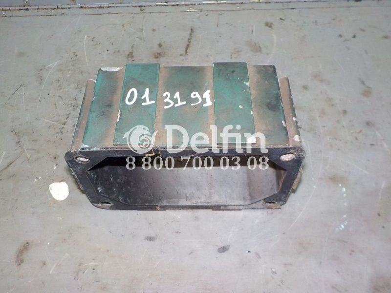 1676806 Проставка впускного коллектора Volvo