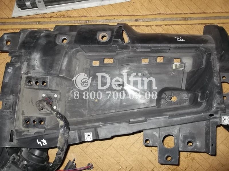 20827044 Корпус фары правой RH Volvo